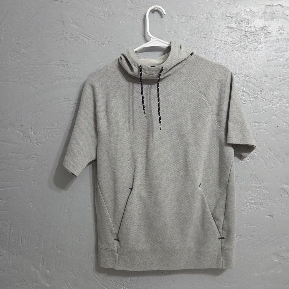 Old Navy Active Dynamic Fleece Woman's Grey Short Sleeve Hoodie size S